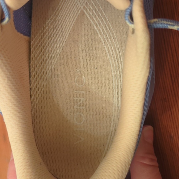 Vionic Tokyo Sneaker - Picture 5 of 5